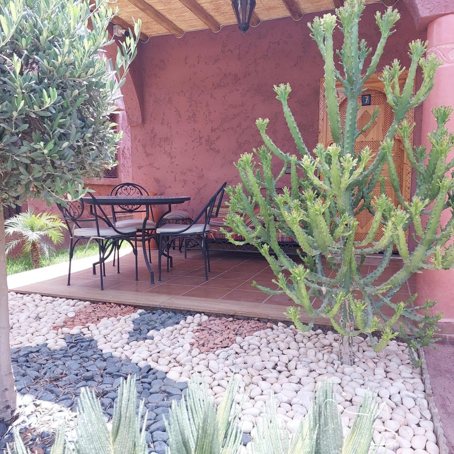 Bed and Breakfast Chez Mamouchthka Ourika Exterior foto