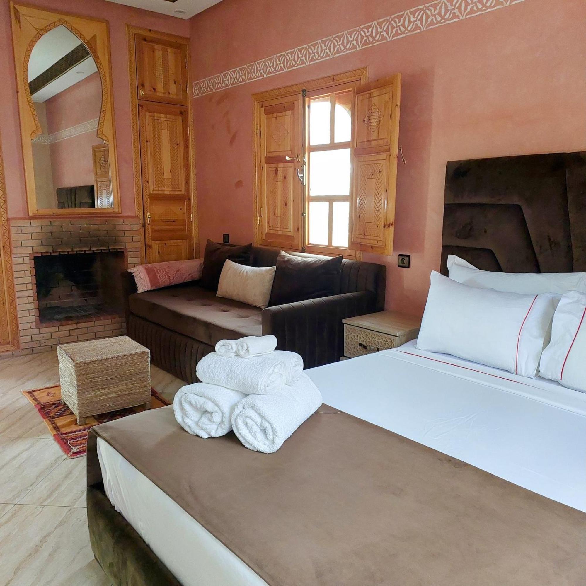 Bed and Breakfast Chez Mamouchthka Ourika Exterior foto
